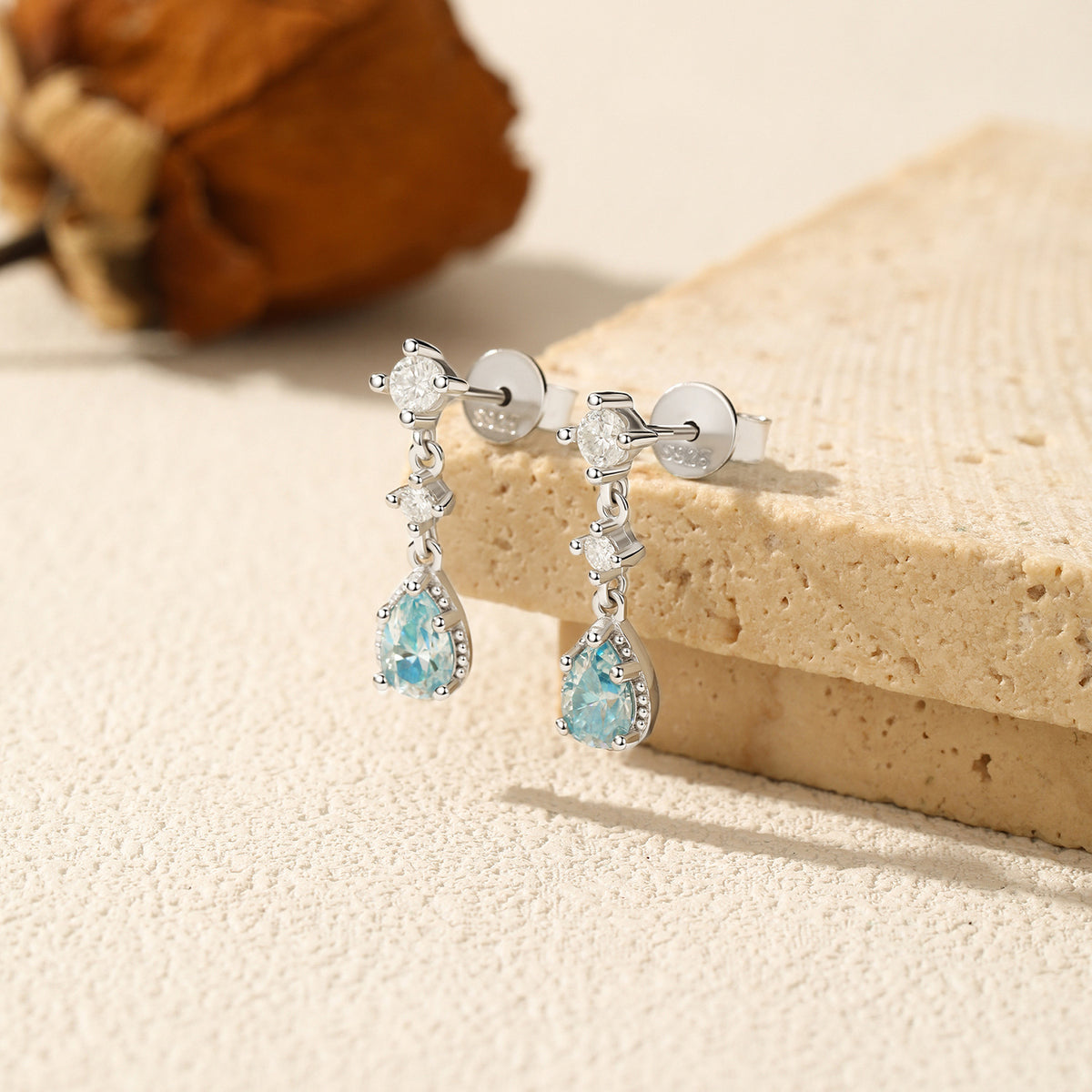 925 Sterling Silver Teardrop Moissanite Earrings