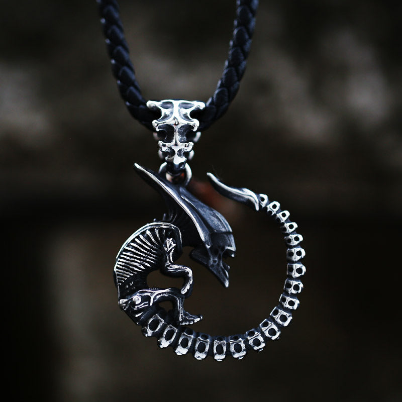 Alien Special-Shaped Titanium Steel Pendant – Stainless Steel Dragon-Shaped Pendant Necklace