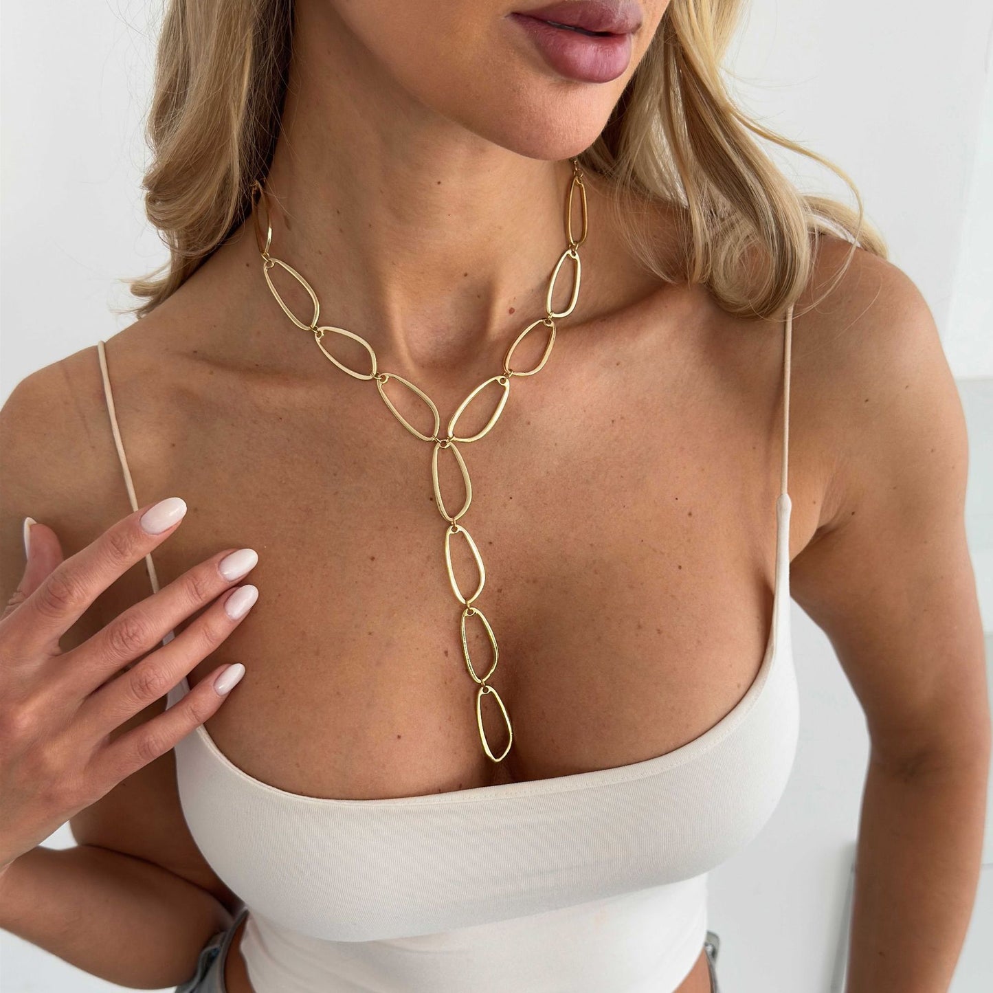 Hollow O-Ring Y-Shaped Fringe Necklace
