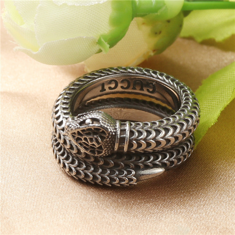 Retro Titanium Steel Snake Ring for Men - Cold-Blooded Viper Design, Trendy Accessories in Sizes 7-13