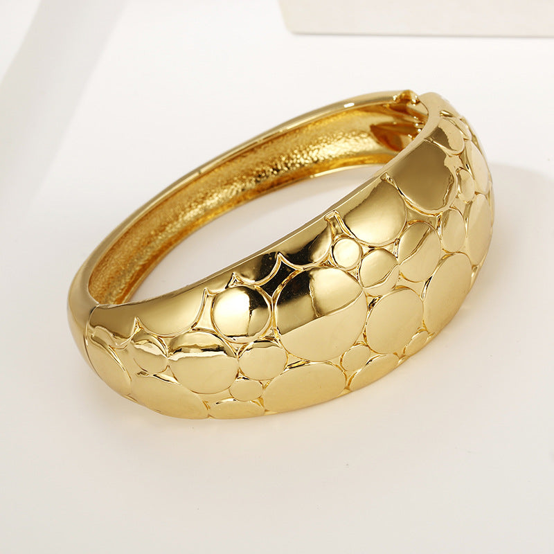 Exaggerated Style Wide Zinc Alloy Bracelet - Vienna Verve Collection