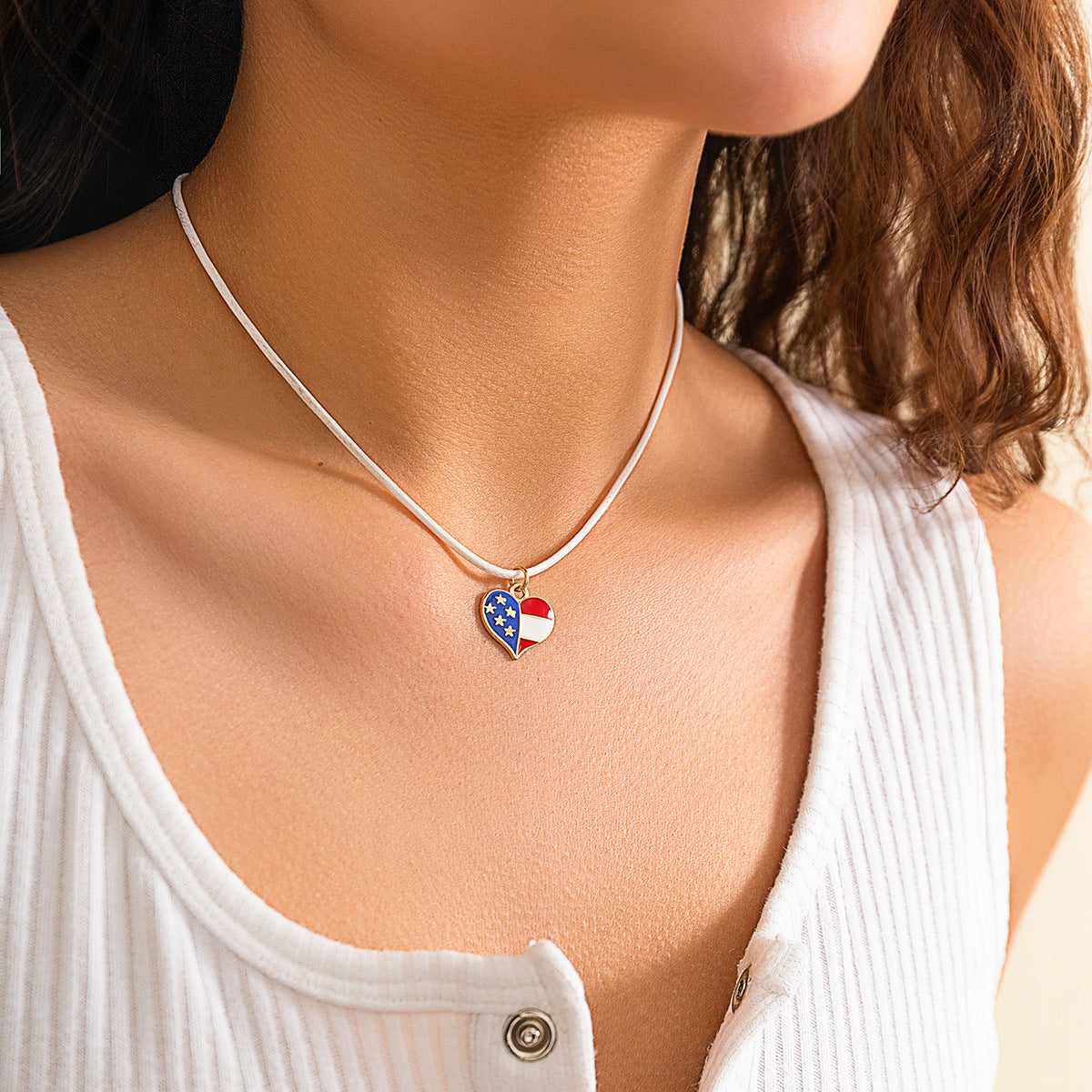Love Star Flag Contrast Necklace with Bow Design for Women