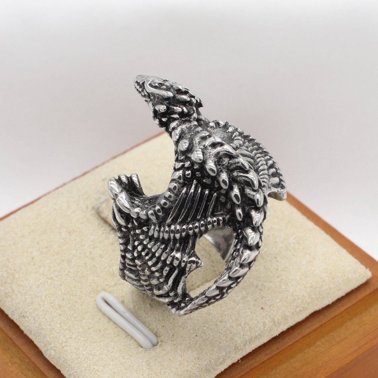 Planderful Everyday Genie Retro Dinosaur Men's Titanium Steel Ring – European and American Personalized Style