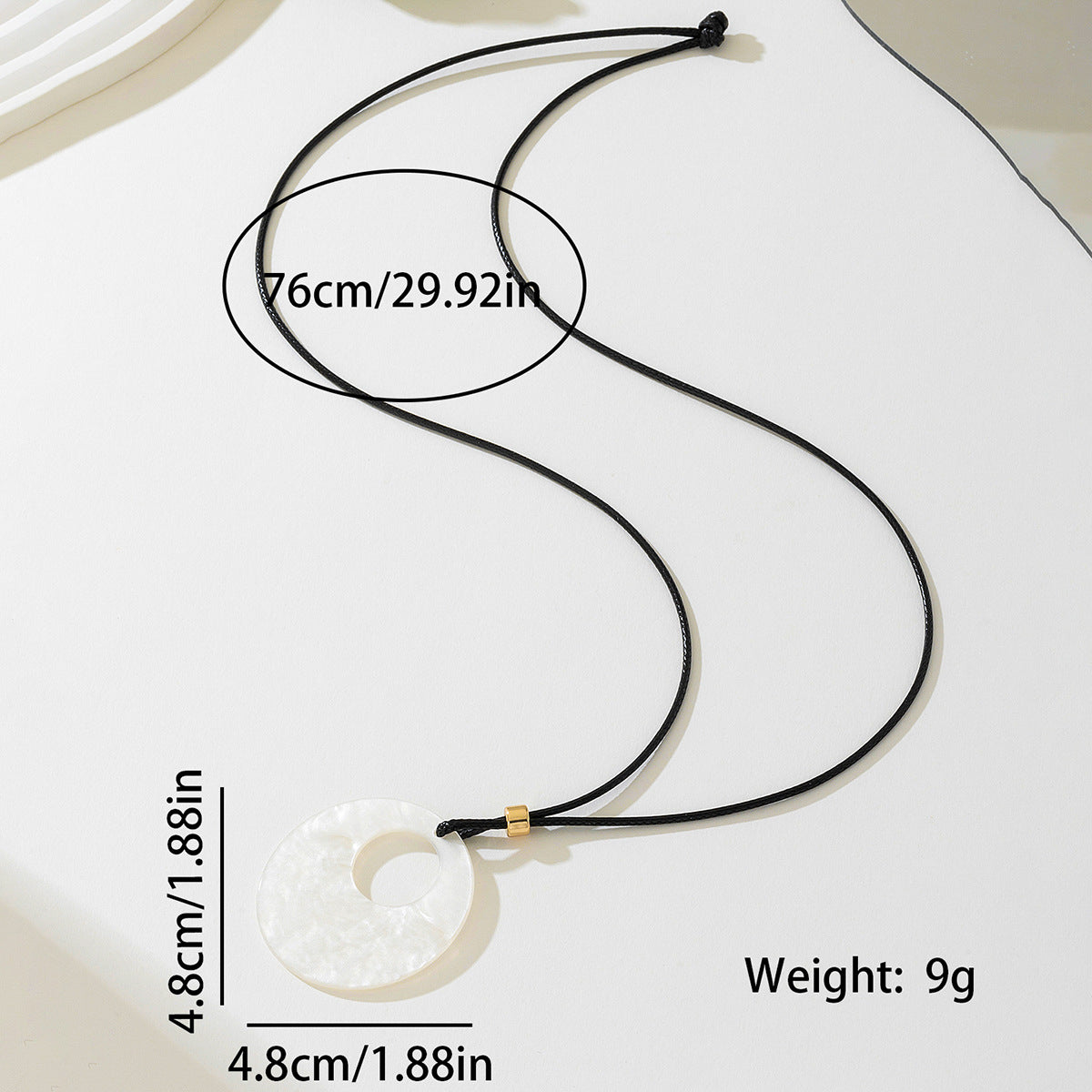 Planderful Vienna Verve Necklace – Fashionable Retro Leopard Print Design