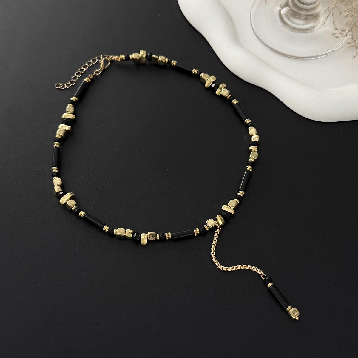 Cold Wind Splicing Round Bead Y-Shaped Collarbone Necklace French Beaded Retro Neck