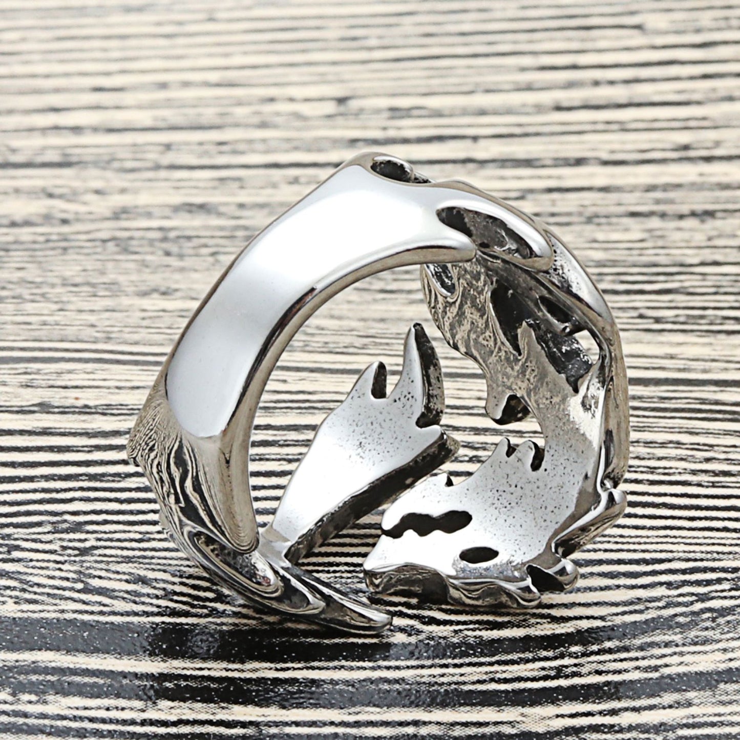 Titanium Steel Retro Flame Dragon Ring for Men - Trendy Punk Fire-Breathing Design