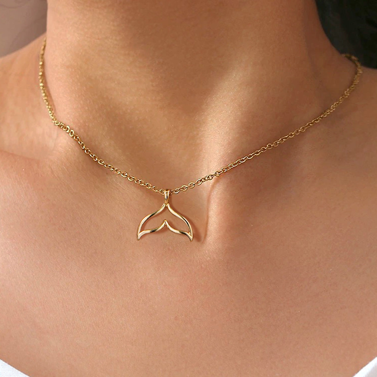 Planderful Vienna Verve Necklace – Stylish Metal Hollow Mermaid Tail Design