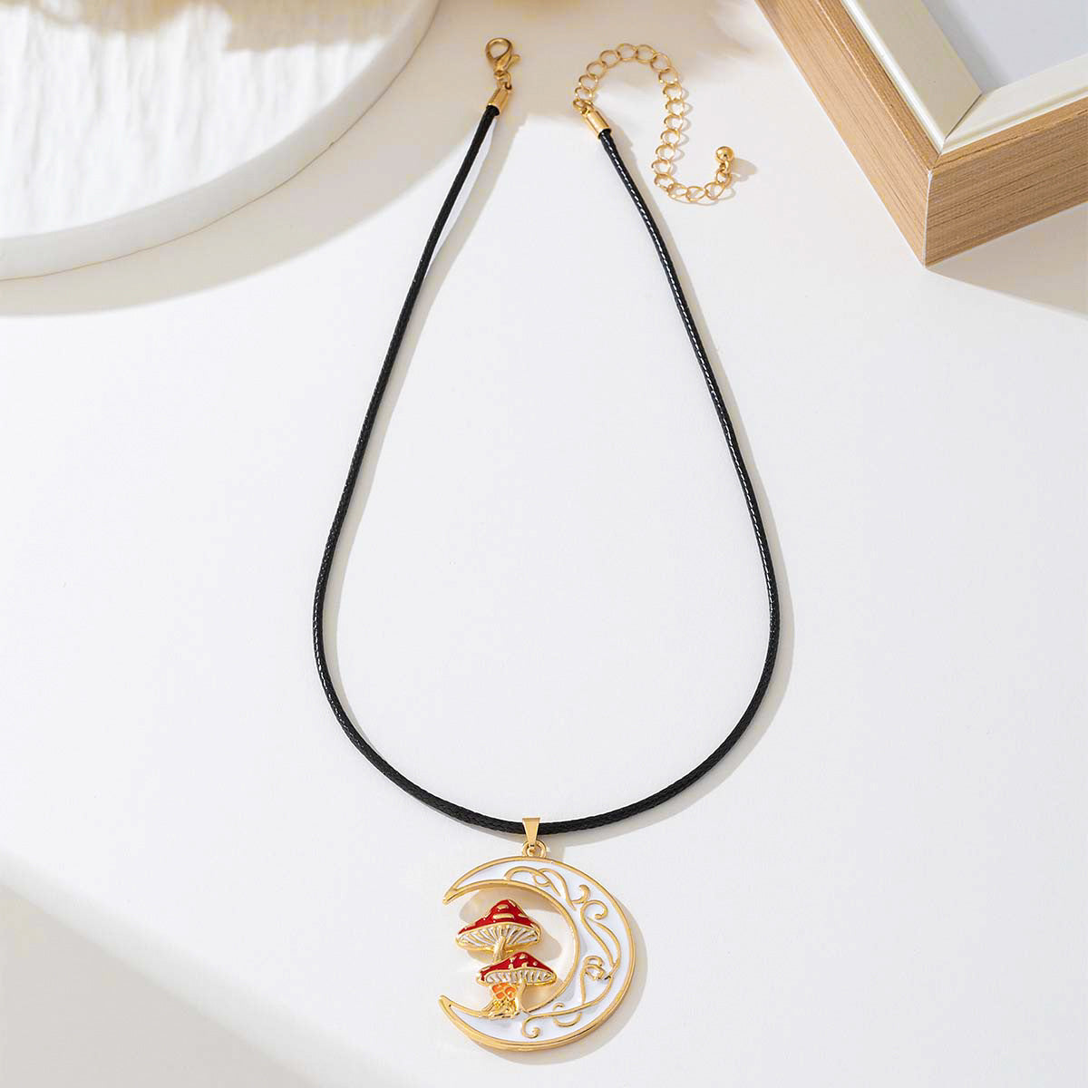 Planderful Vienna Verve Necklace – Cute Metal Moon Mushroom Design
