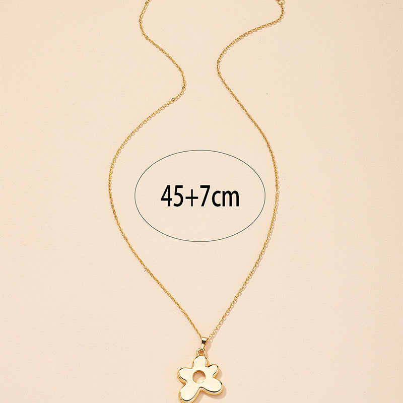 European and American Fashionable Floral Necklace - Vienna Verve Collection