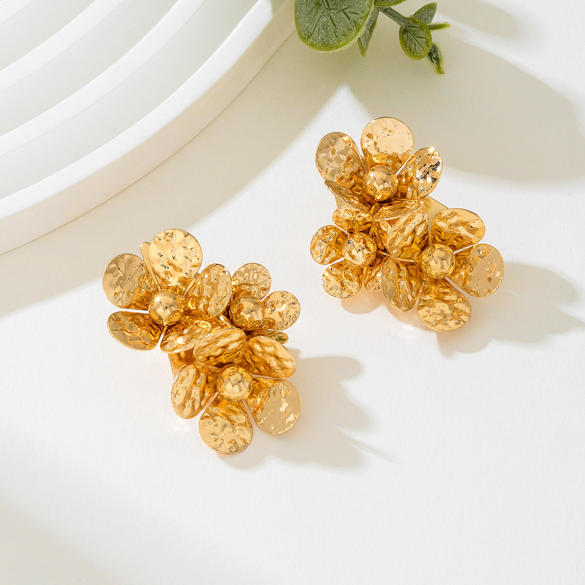 Planderful Vienna Verve Earrings – Elegant Gold Flower Design
