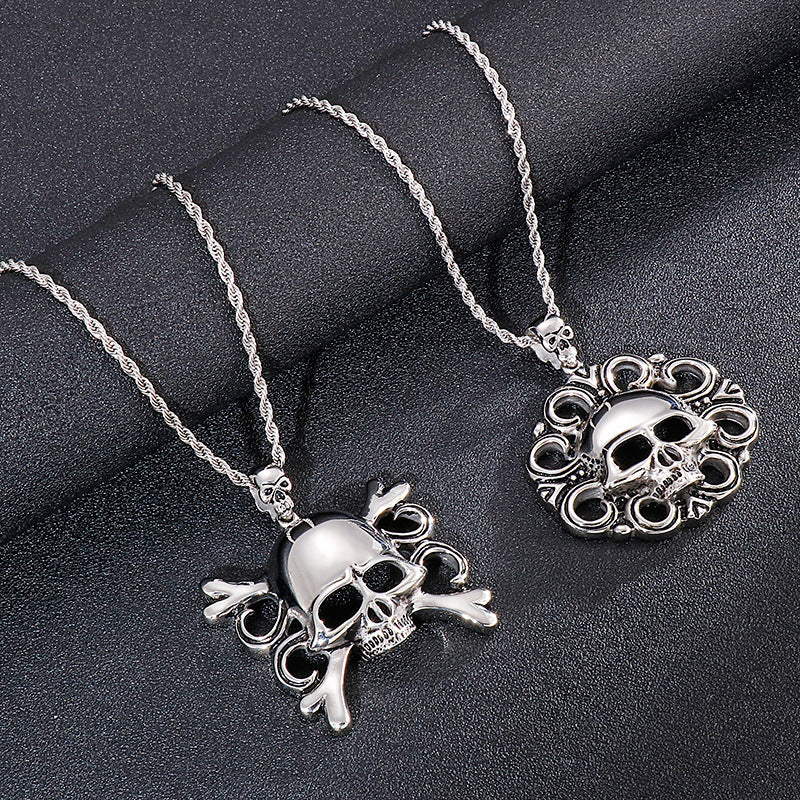 Retro Pirate Skull Men's Titanium Steel Pendant - European Charm