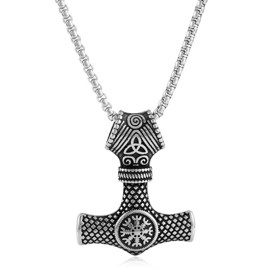 European and American Titanium Steel Irish Flower Pendant Necklace for Men and Women