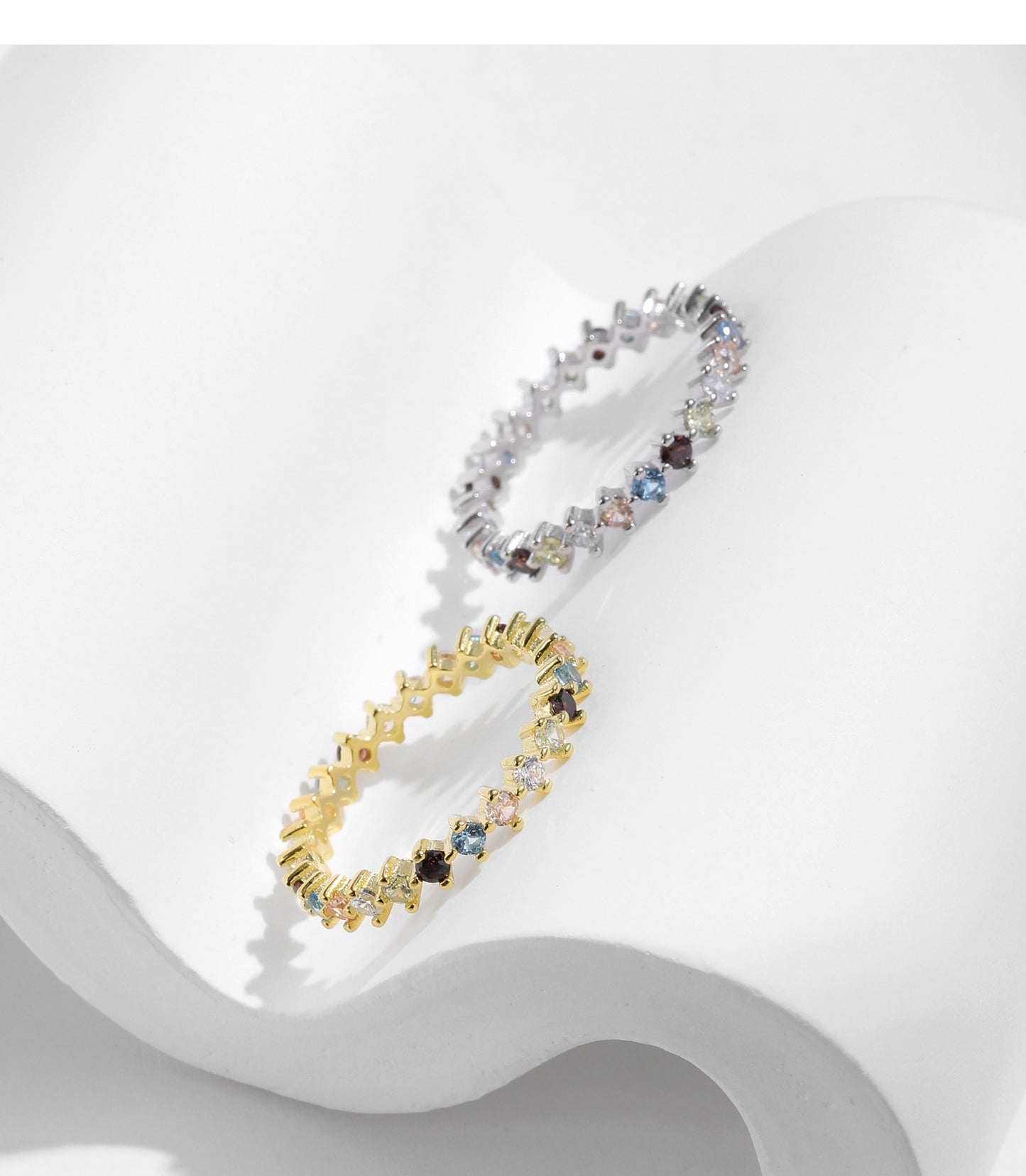 Planderful Everyday Genie Ring – Elegant Sterling Silver with Vibrant Zircon