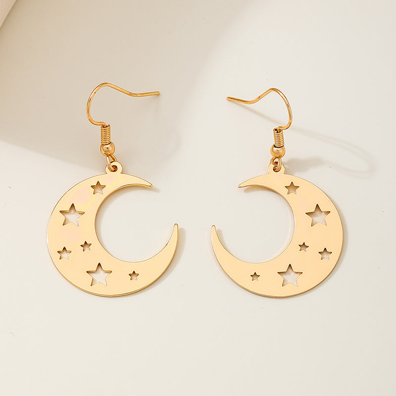 Planderful Vienna Verve Earrings – Stylish Metal Crescent Moon Design
