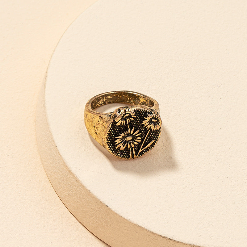 Retro Floral Metal Ring - Trendy Celebrity Style Jewelry for Wholesale