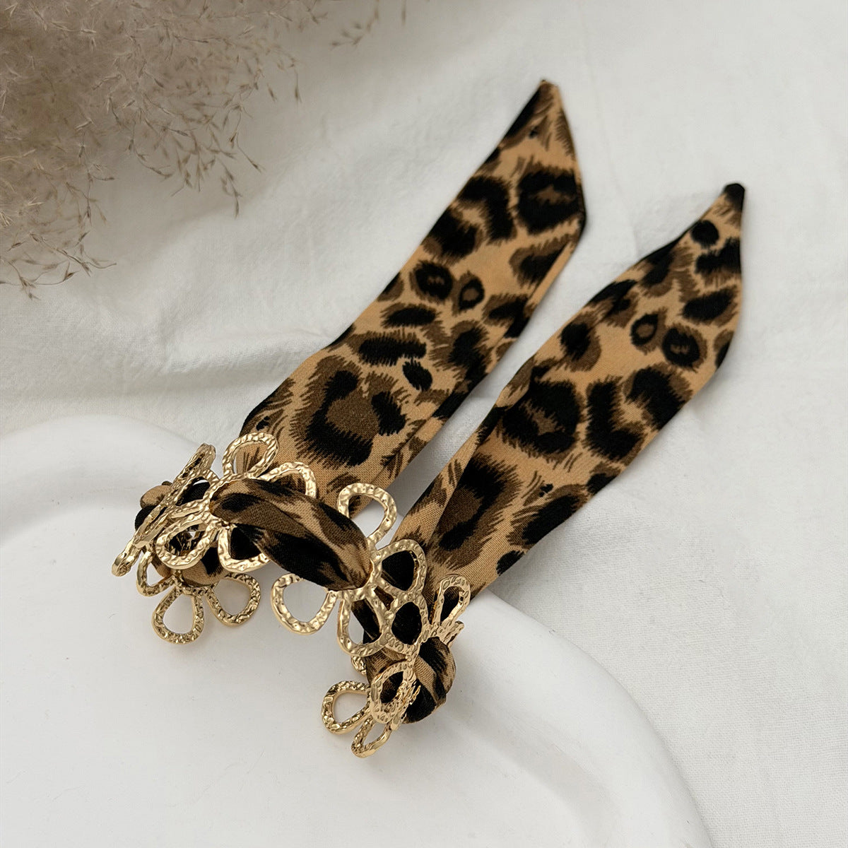 Planderful Silk Scarf Opening Bracelet Vintage Retro Gold Tone For Women Starfish Flower Engraved