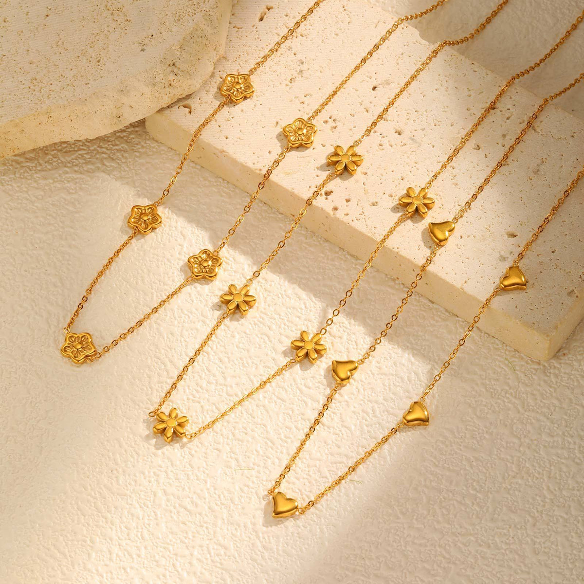 Wind Stainless Steel Girl Sweet Delicate Collarbone Chain Flower Butterfly Heart Necklace