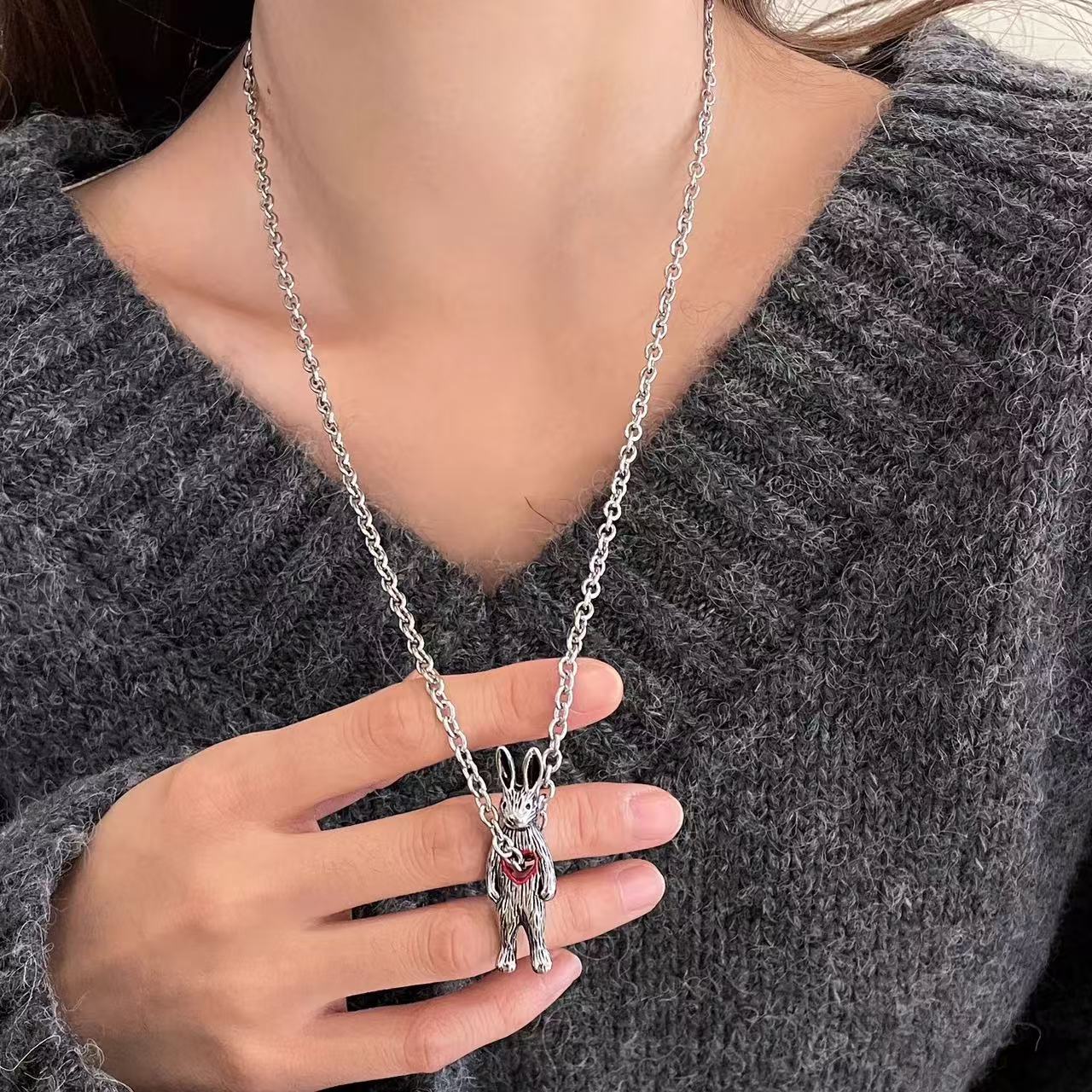 Planderful Jewelry Rabbit Pendant Necklace Titanium Steel For Men And Women Everyday Luxury Accessory