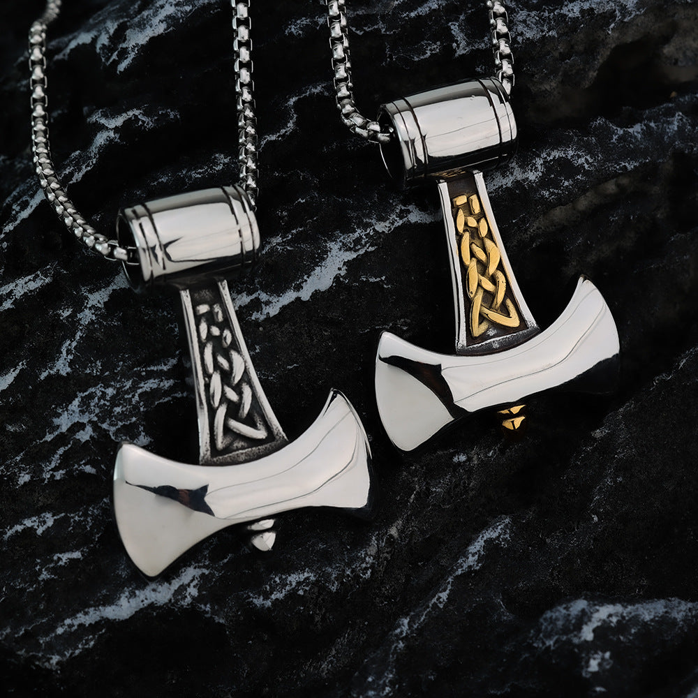 Retro Stainless Steel Men's Pendant Glossy Quake Necklace