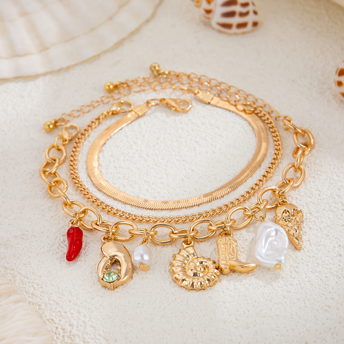 Planderful Vienna Verve Bracelet – Ocean Style Conch Crab Claw Pendant