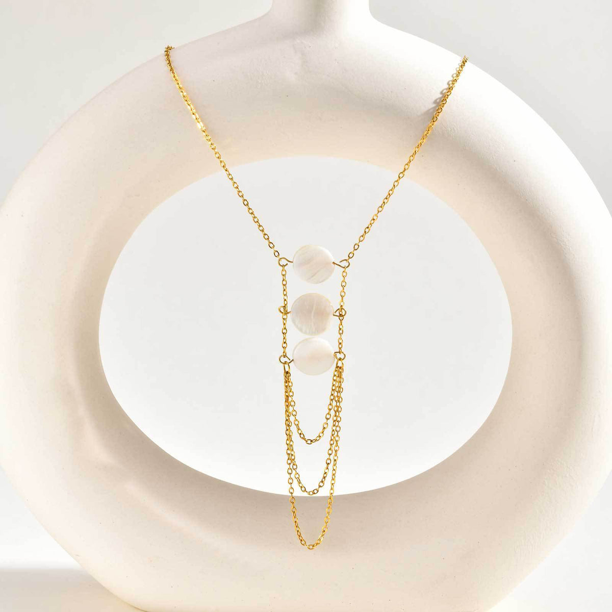 Stainless Steel Layered Geometric Flat Cross Chain Round Shell Piece Y-Shaped Necklace