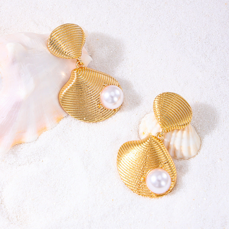 Planderful Vienna Verve Earrings – Elegant Metal Texture with Pearl Embellishments