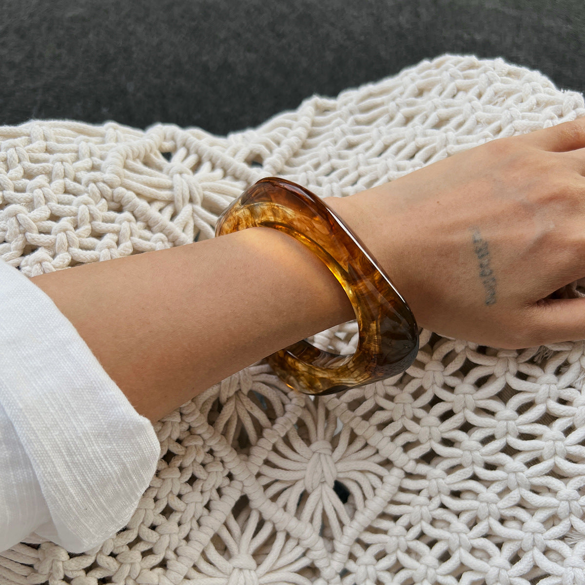 Wide Version Smudged Stone Pattern Semi-Transparent Bracelet Exaggerated Retro Special-Shaped Amber Tire