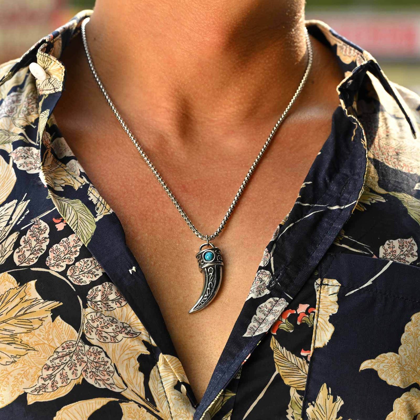 Planderful Mens Stainless Steel Turquoise Horn Necklace