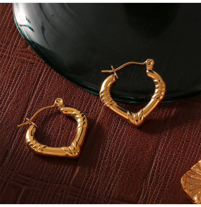 Geometric Texture Gold-Plated Titanium Steel Ear Buckle
