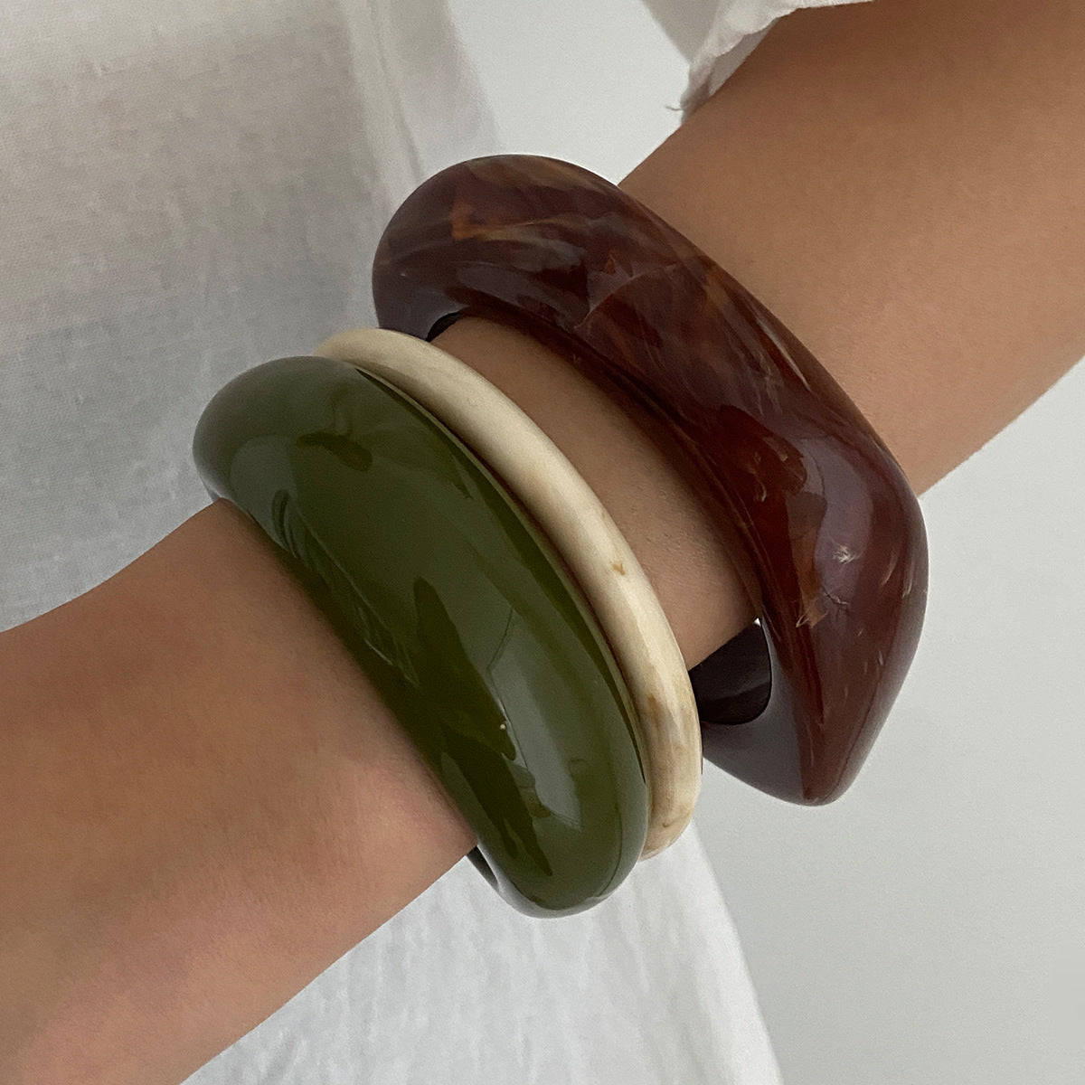 Resin C-Shaped Open Bracelet Design Irregular Geometric Bracelet