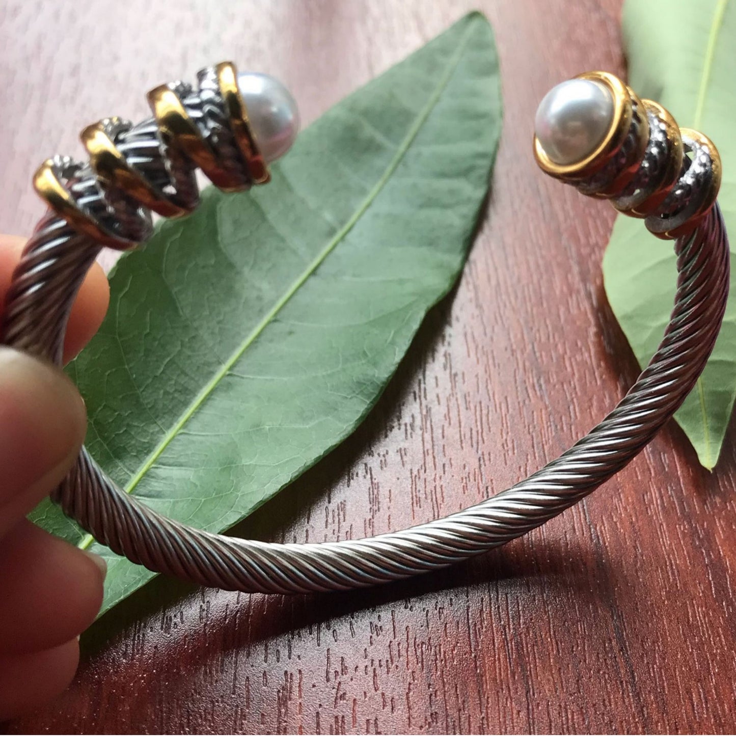 Planderful Everyday Genie Stainless Steel Cable Bracelet For Women Durable Sleek Modern Jewelry