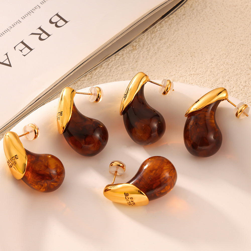 Elegant Vintage Resin Water Drop Stud Earrings in Geometric Design with Gold-Plated Titanium Steel Details