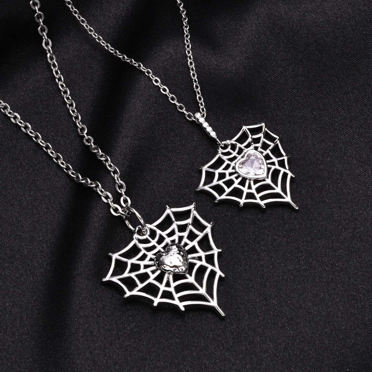 Copper One-Web Love Pendant Gothic Spider Web Love Inlaid Zircon Spider Necklace Couple