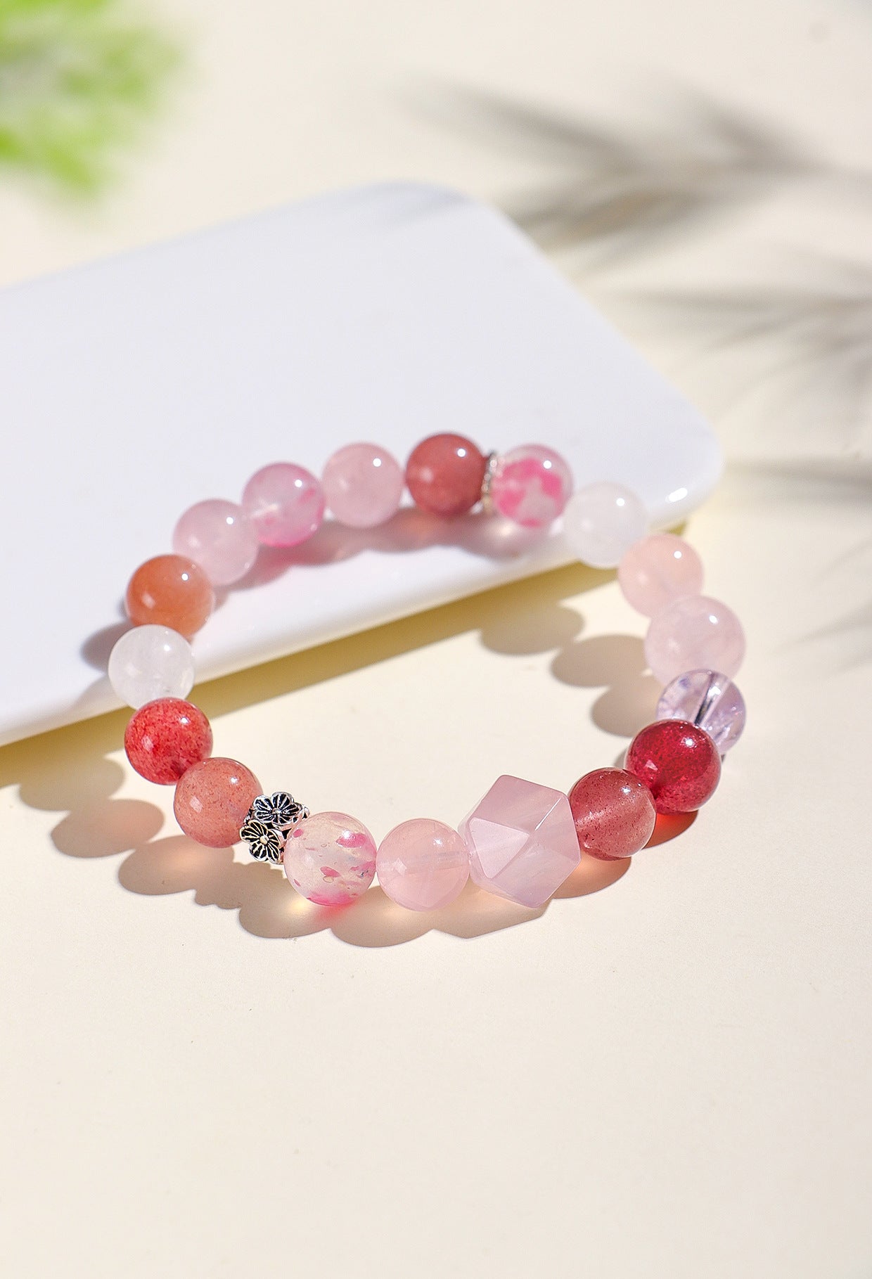 Planderful Fortune's Favor Bracelet – Fresh and Sweet Strawberry Crystal Design