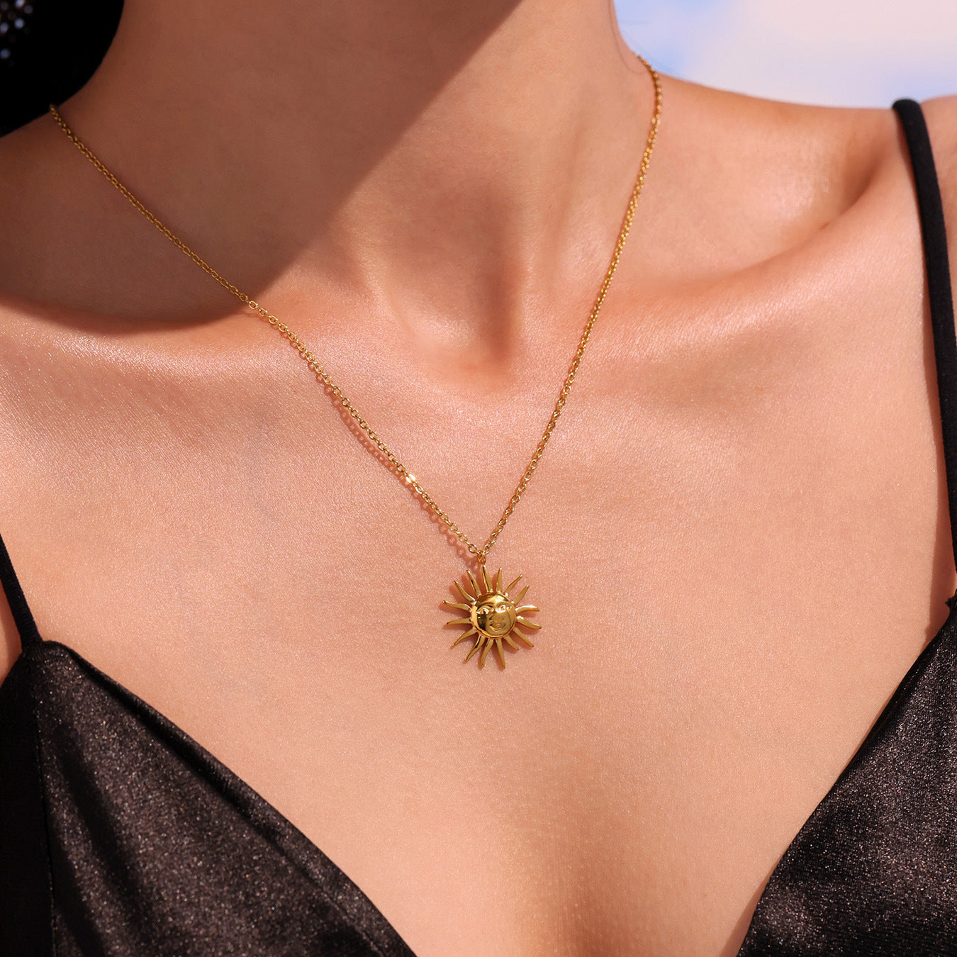 Stainless Steel Avatar Clavicle Necklace Women Planderful