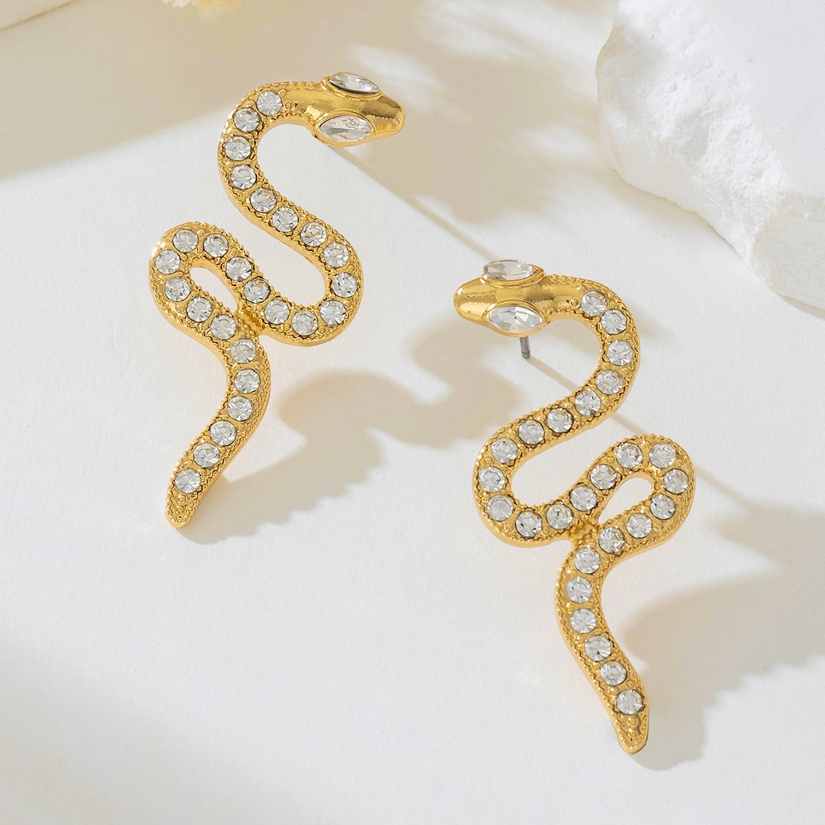 Planderful Vienna Verve Earrings – Chic Fresh Metal Gold Snake Design