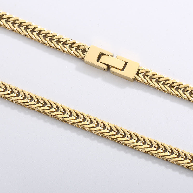 Versatile Stainless Steel Encrypted Whip Chain Necklace, And Popular Buckle Titanium Steel Chain
