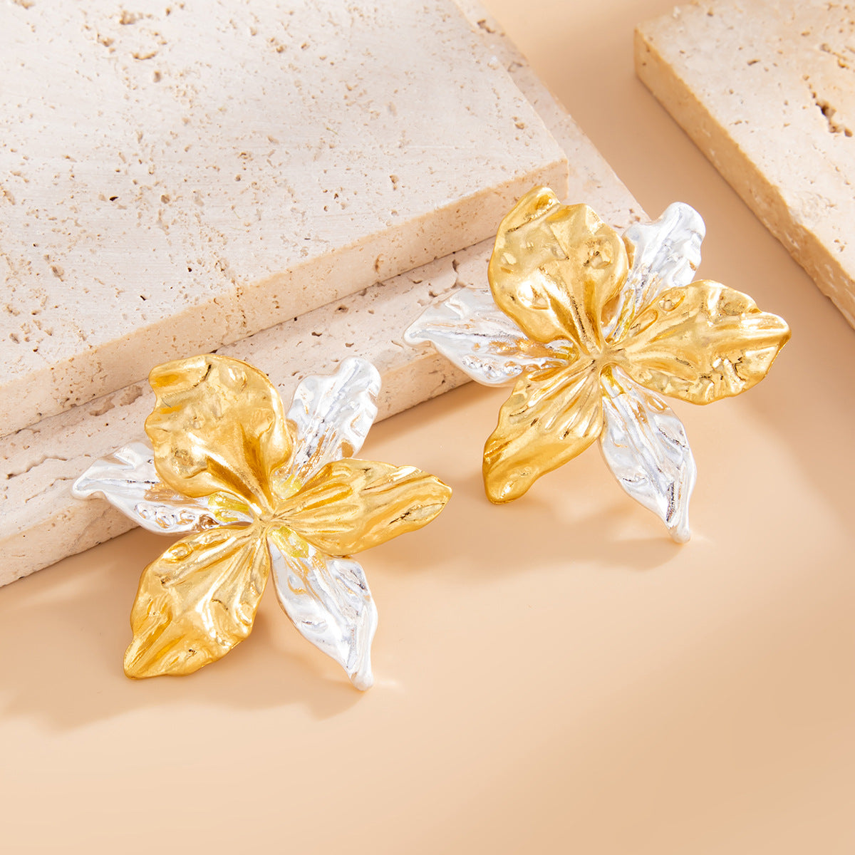 Planderful Vienna Verve Earrings – Elegant Three-Dimensional Metal Flower Design