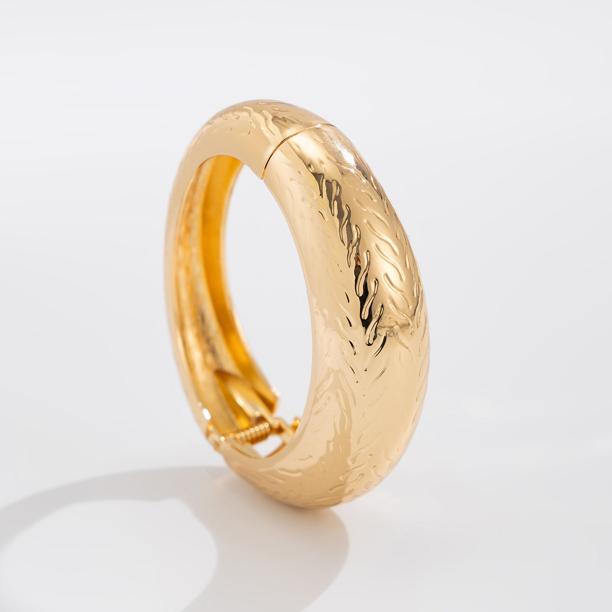 Planderful Vienna Verve Bracelet – Exaggerated Glossy Design