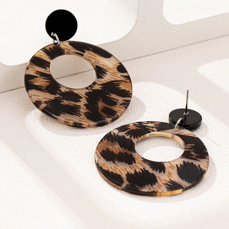 Planderful Vienna Verve Earrings – Personalized Retro Acrylic Design