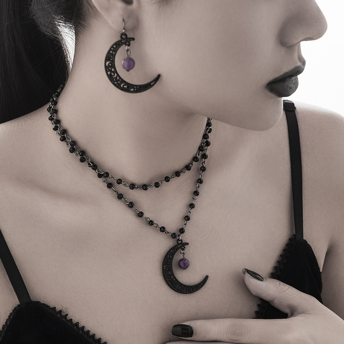 Planderful Vienna Verve Necklace and Earrings Set – Elegant Gothic Moon Pendant Design