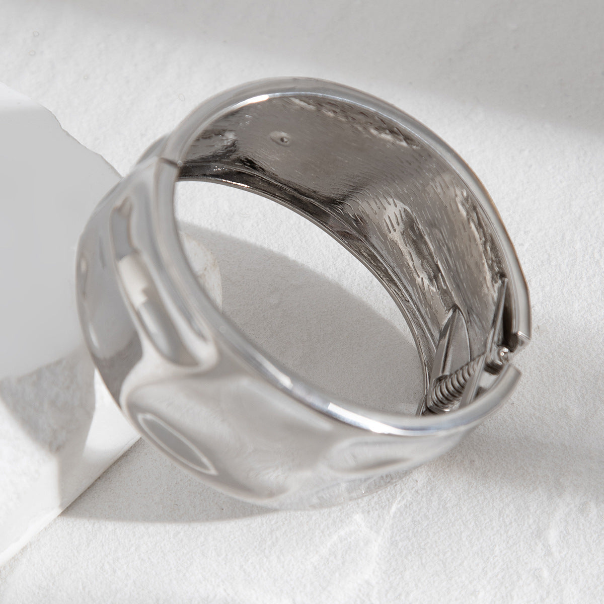 Bracelet Liquid Metal Smooth Spring Bracelet Geometric Wind Texture Wide Bracelet