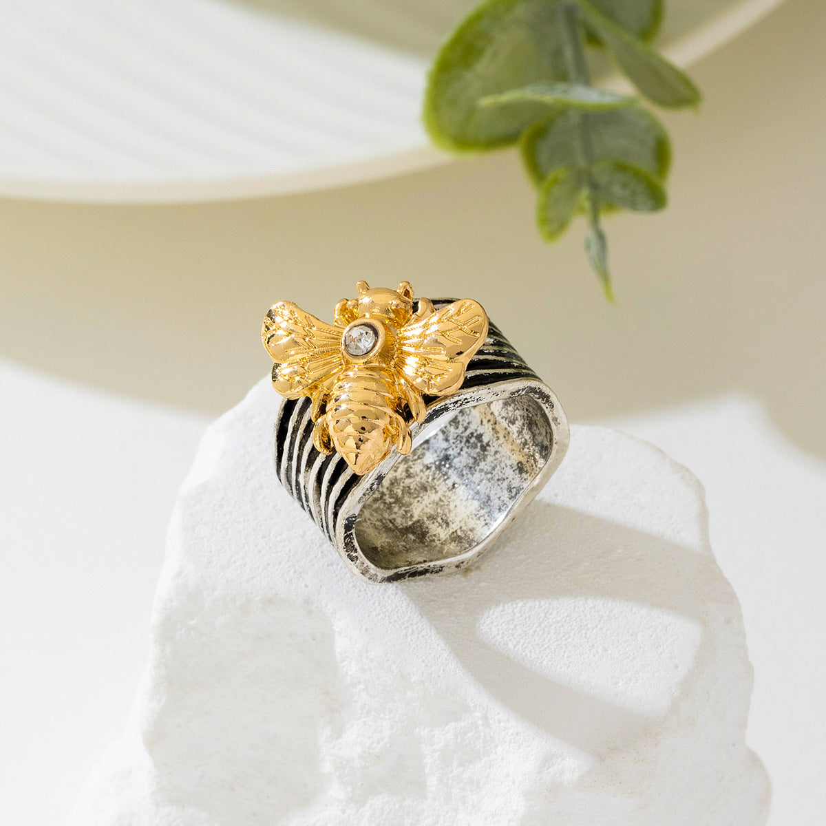 Retro Metal Bee Ring for Women by Planderful