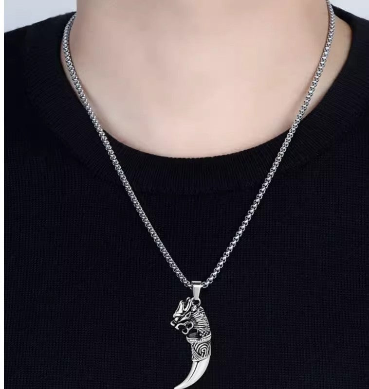 Planderful Wolf Tooth Pendant Necklace Stainless Steel