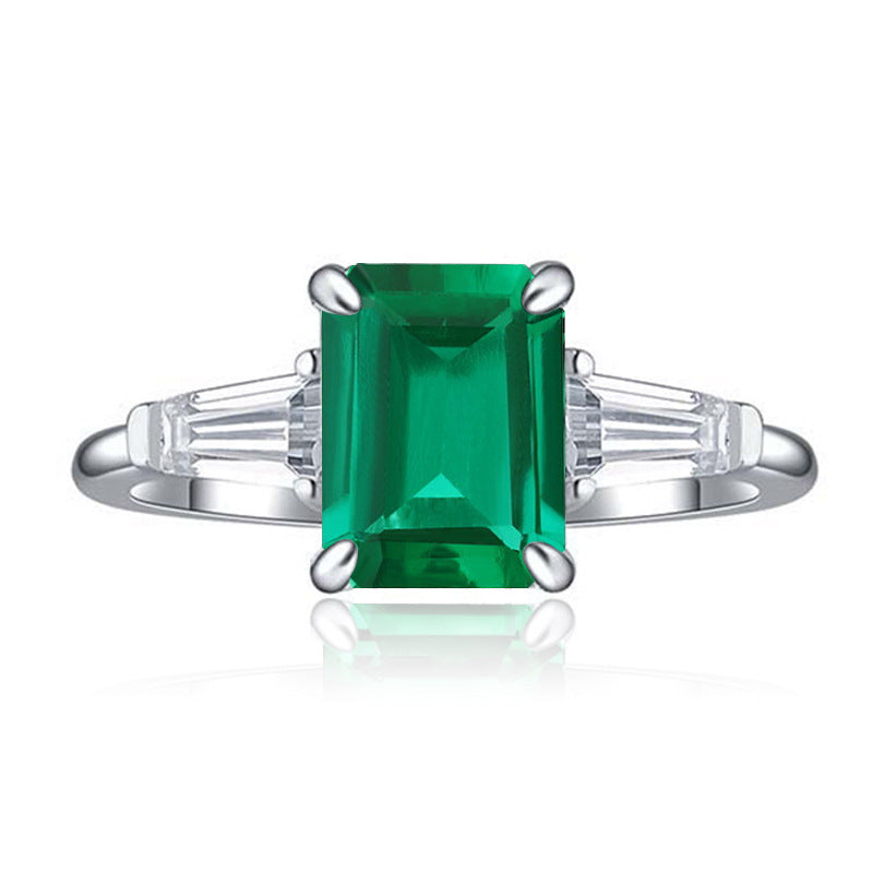 Jewelry Classic Three-Stone Lab Grown Emerald Ring Simple Fashion Daily Commuting