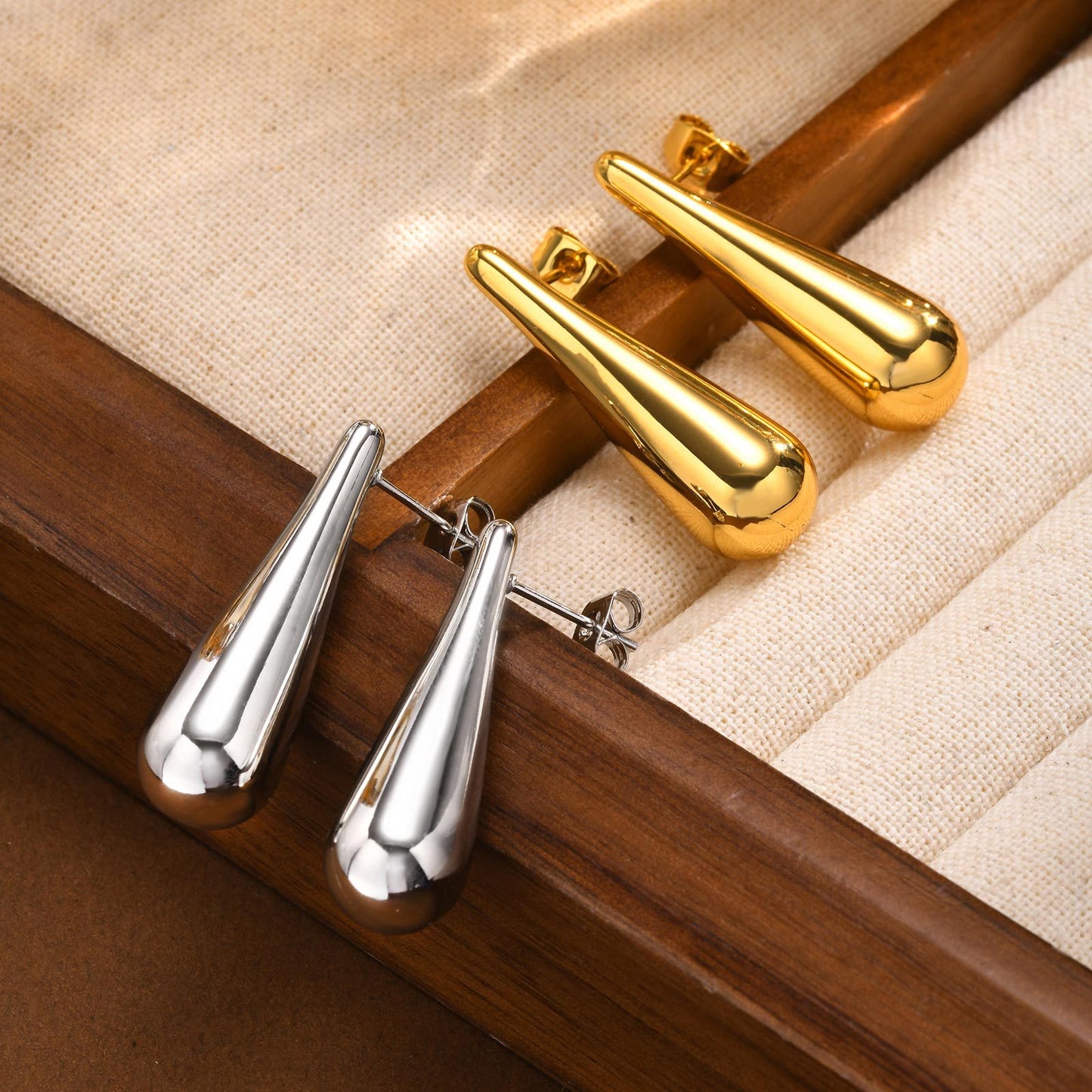 Wholesale Jewelry Stainless Steel Glossy Water Drop Earrings