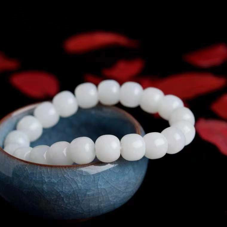 White Hetian Jade 10 mm Vintage Bead Bracelet