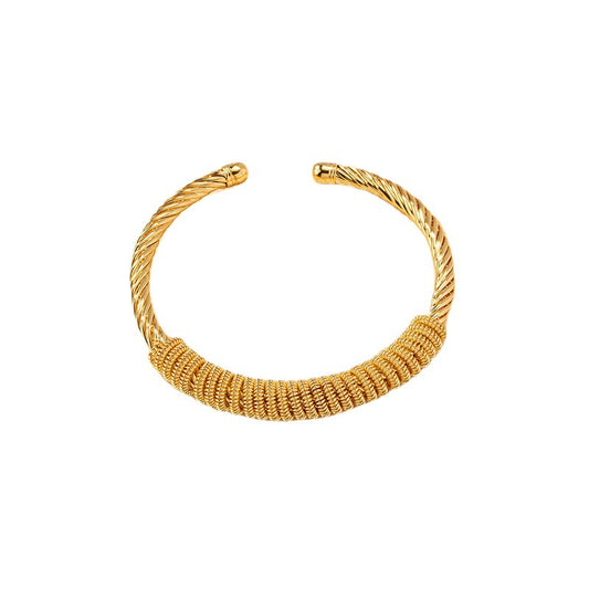 Chic Twist Bracelet - Elegant Metal Jewelry for Women