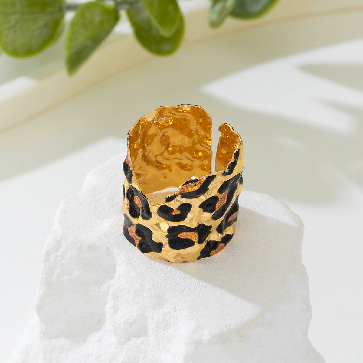 Planderful Vienna Verve Leopard Print Bracelet Ring Set