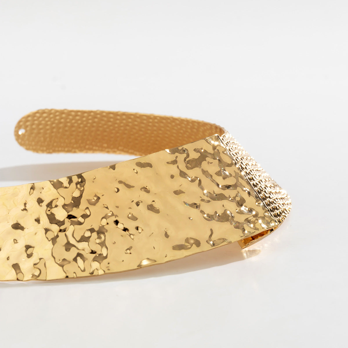 Metallic Ripple Collar Necklace - Vienna Verve Collection